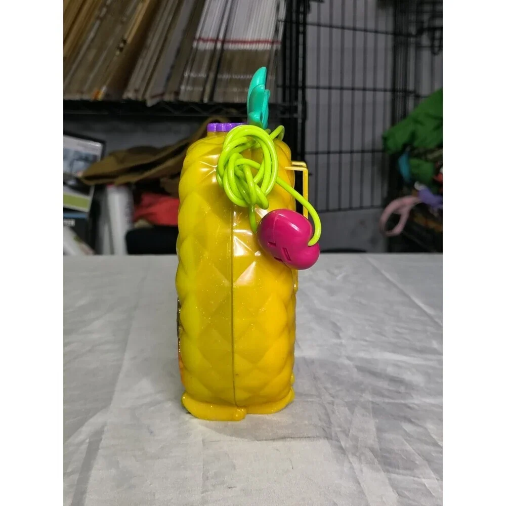 Polly Pocket - Tropicool Pineapple Wearable Purse Compact (Mattel)